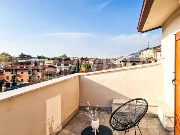 Casa Indipendente Rezzato 3 Camere Giardino Taverna