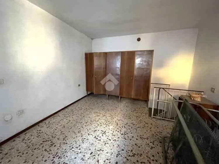 Rustico in Vendita Capriolo 75mq Terra Cielo