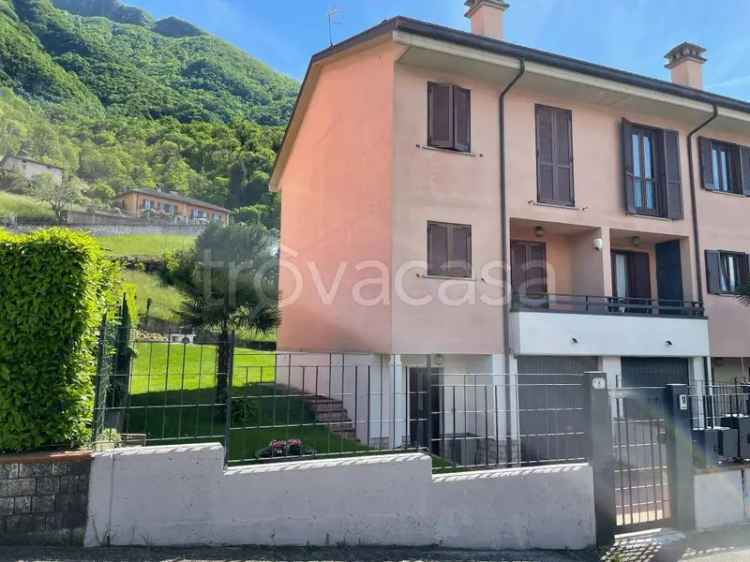 Villa a Schiera Pisogne 4 Livelli Giardino 3 Camere