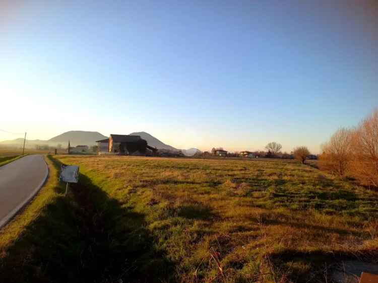 Rustico in Vendita Montegaldella 9000 mq