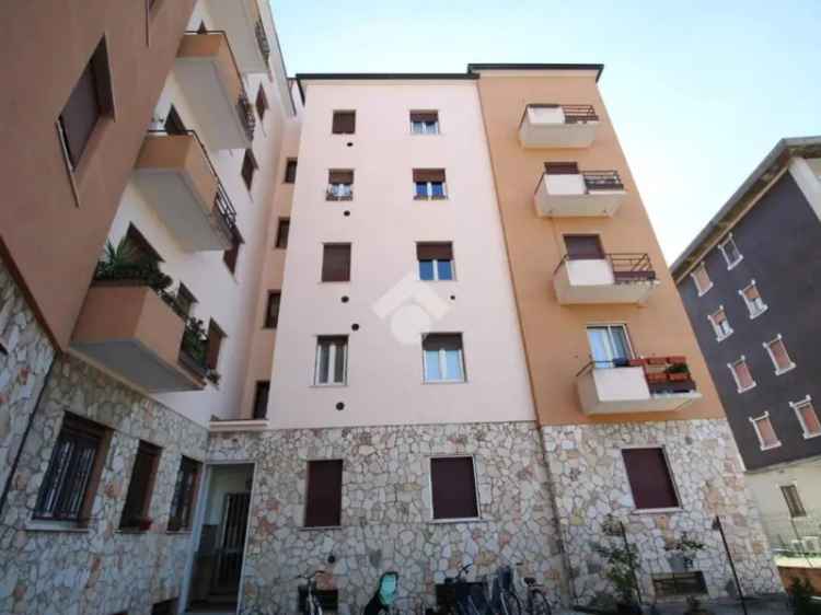 Bilocale Brescia Via Sant Eustacchio Ottimo Investimento