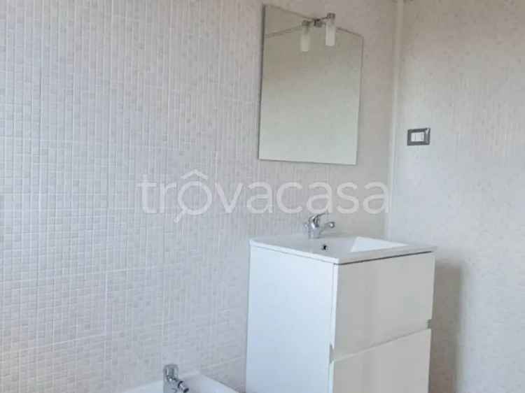 Trilocale Bergamo vicino Stazione Rifinito