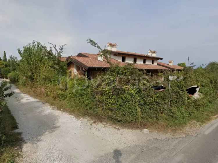 Villa Bifamiliare in Asta Manerba del Garda
