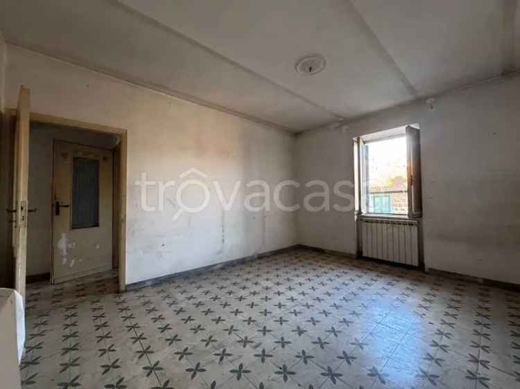 Appartamento in Vendita a Vejano con Vista Panoramica