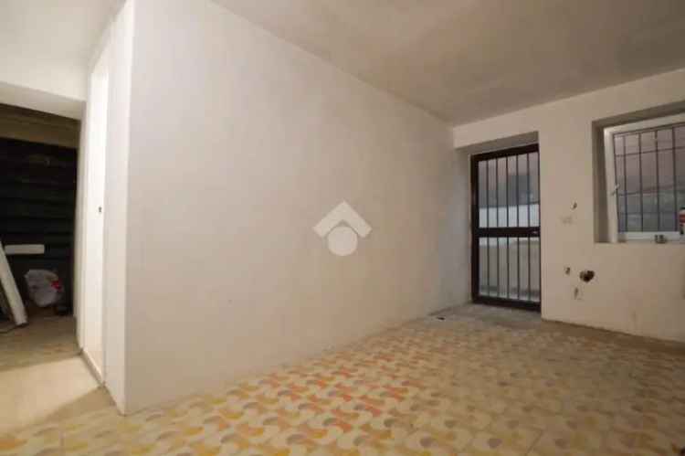 Casa indipendente 3 livelli Bagnolo Mella
