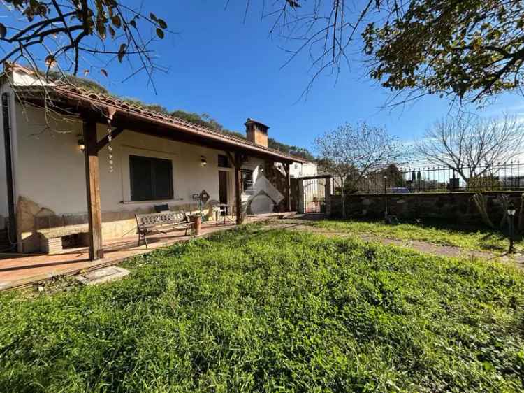 Villa Bifamiliare con Giardino - Morlupo