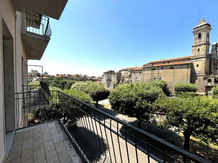 Trilocale in Vendita Farnese Centro