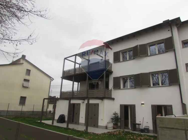 Affitto Trilocale Montielli Terme Classe A3 con Posto Auto