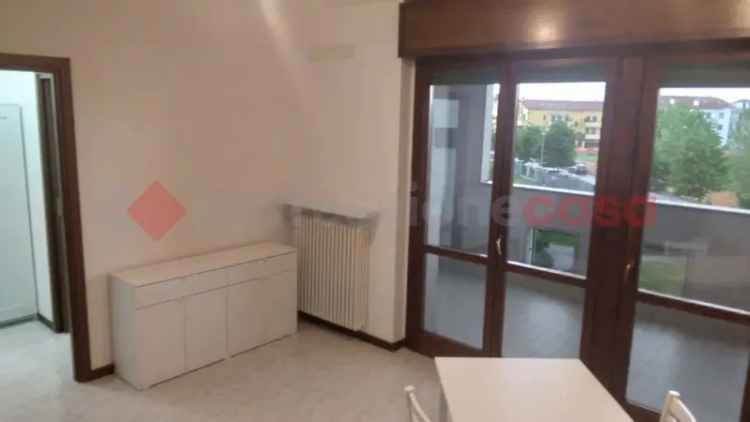 Monolocale in Affitto Parabiago - Residence con Piscina e Tennis