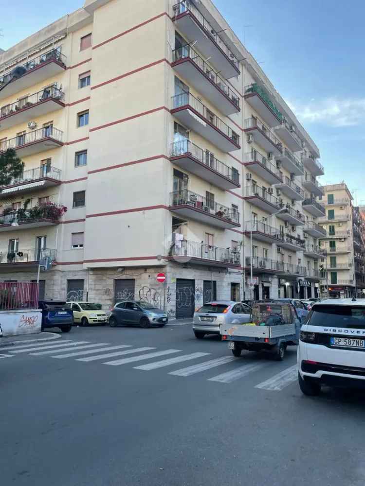 Trilocale in vendita a Taranto zona Lungomare