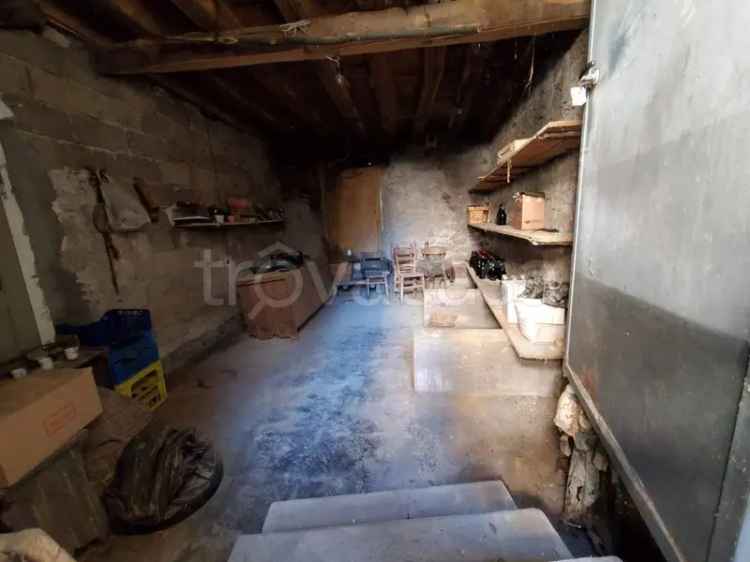 Casa Indipendente Angolo Terme 4 Piani Giardino Soffitta