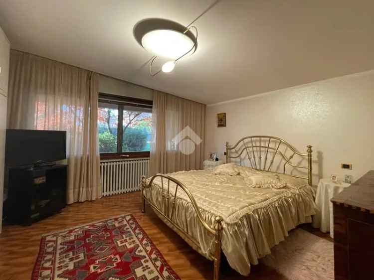 Villa Singola Pontevico - Due Appartamenti Indipendenti