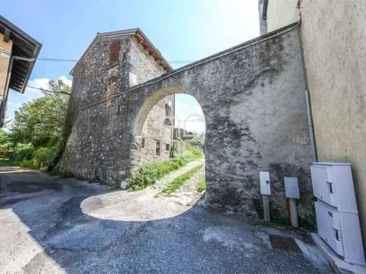 Rustico in Vendita Desenzano del Garda