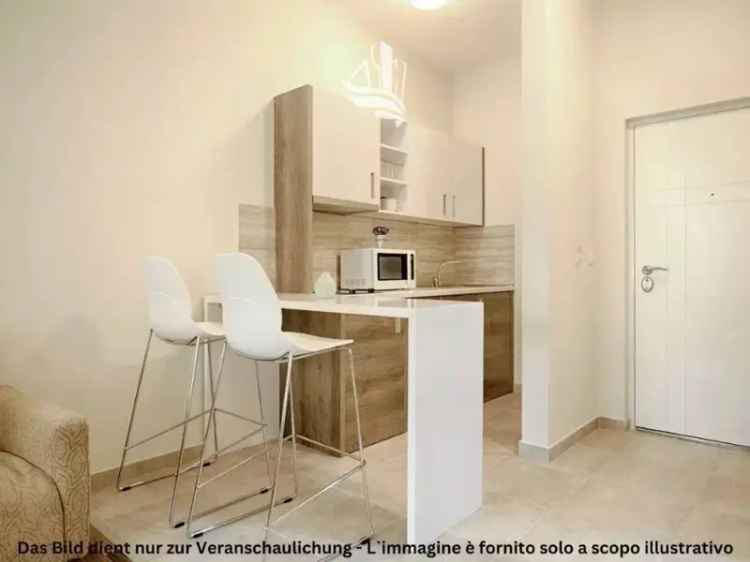 Ville moderne con piscina a Manerba del Garda