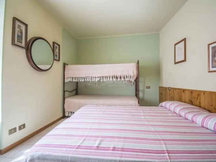 Casa Indipendente a Toscolano Maderno Centro Storico con Terrazza Panoramica