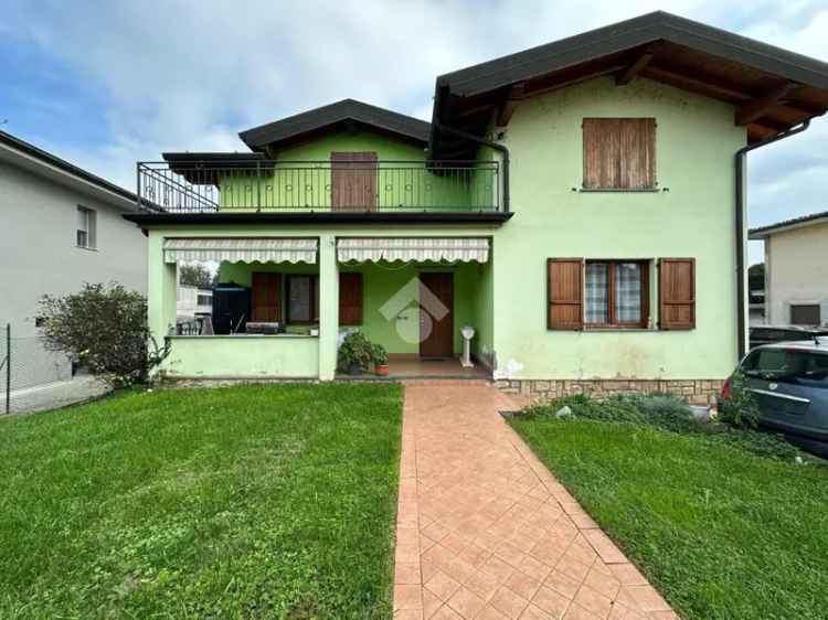 Villa Singola Pontoglio Giardino 365mq