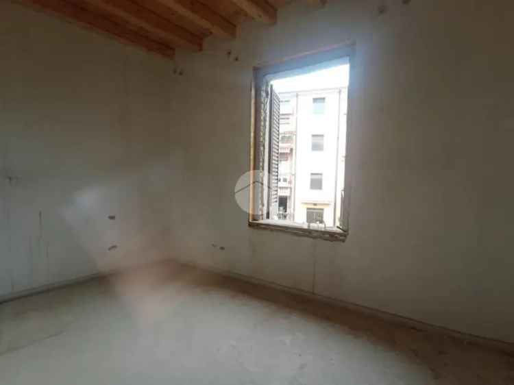 Casa Indipendente Brescia 400 mq 3 Bagni Giardino