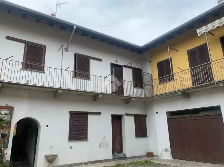Bilocali a Lonate Pozzolo in Corte Storica