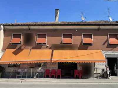 Negozio 478 mq Villanova Sull'Arda - Ottimo Investimento