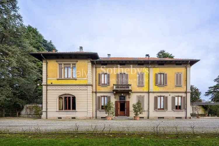 Villa d epoca di lusso a Mariano Comense