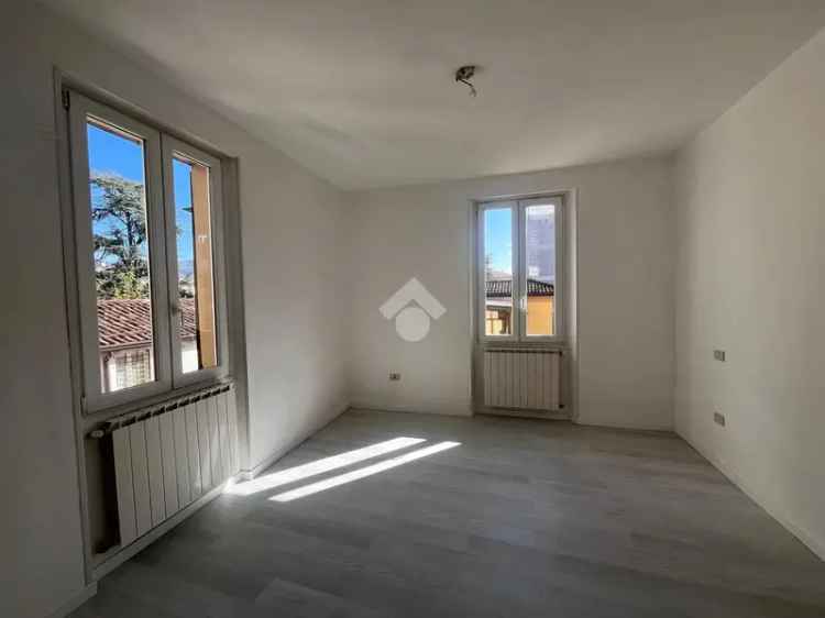 Trilocale in vendita