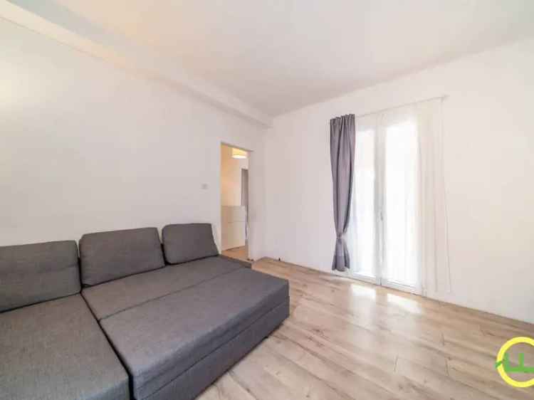 Villa con capannone 800 mq Manzano