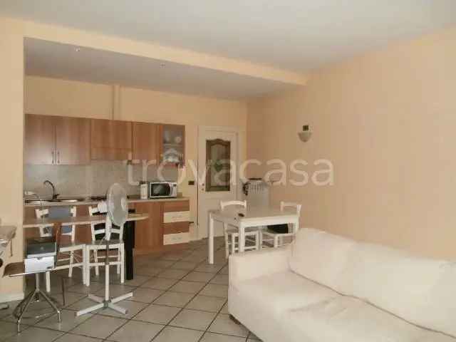 Appartamento in vendita a Prevalle via San Pietro