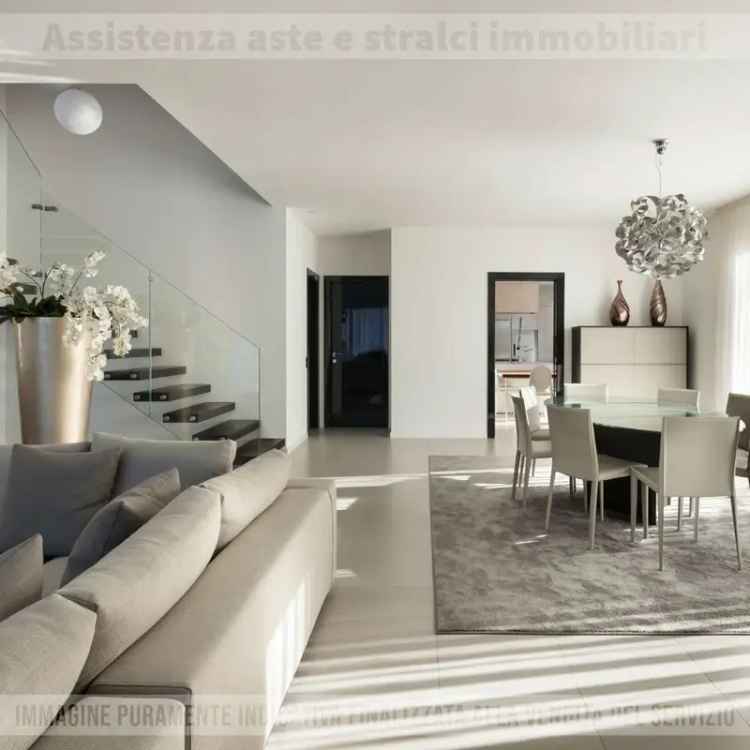 Trilocale 93 mq in Asta Usmate Velate