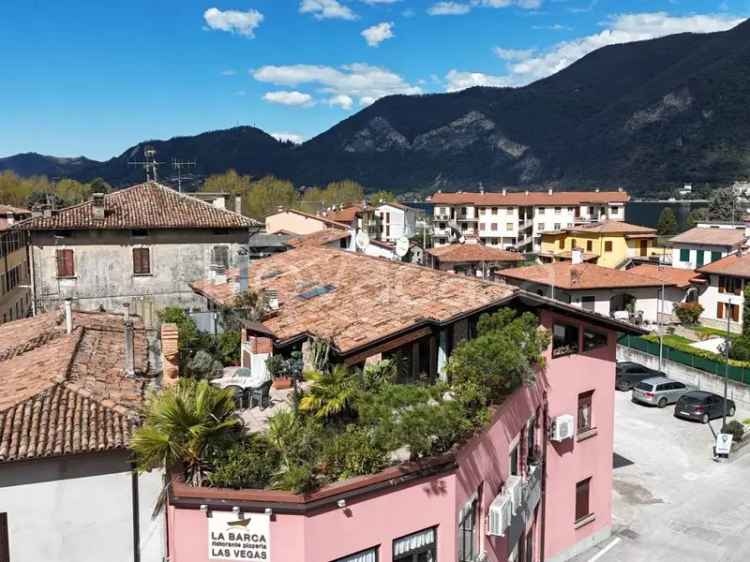 Appartamento con Terrazza Vista Lago a Clusane dIseo