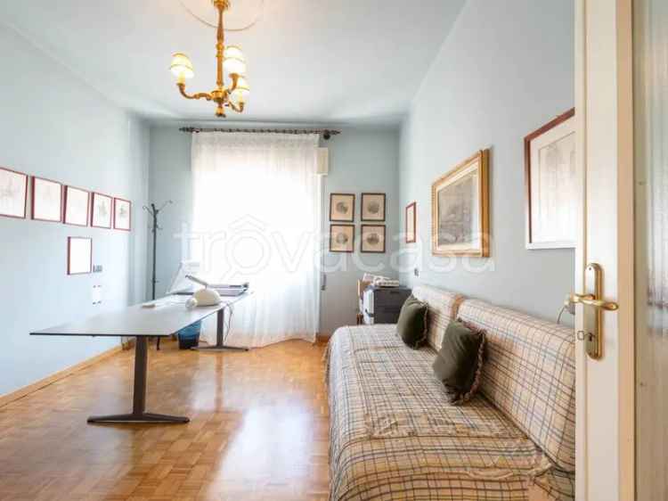 Quadrilocale Brescia Zona Servitissima - Perfetto per Famiglie