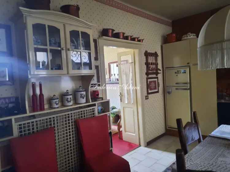 Casa Indipendente Casasco d Intelvi 4 livelli vista lago