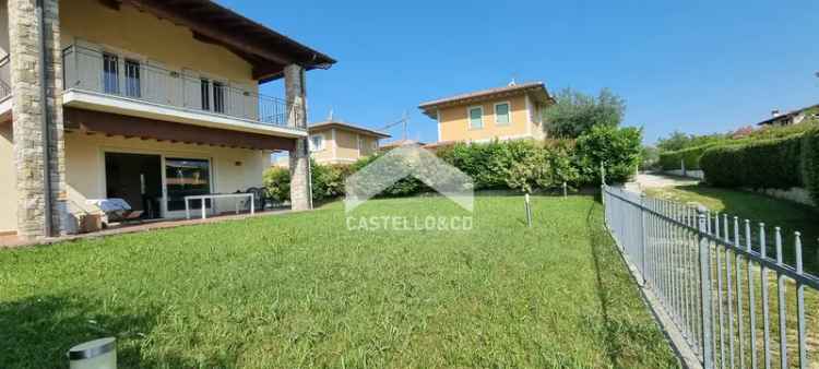Villa in vendita a Manerba del Garda