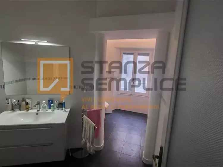Stanza Singola Genova Centro Studenti