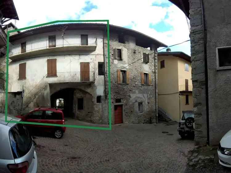 Casa Indipendente Lavenone Centro Storico Vista Lago