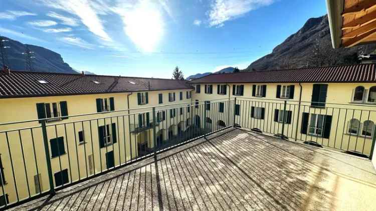 Trilocale 105 mq Pescate Vista Lago Finiture Personalizzabili