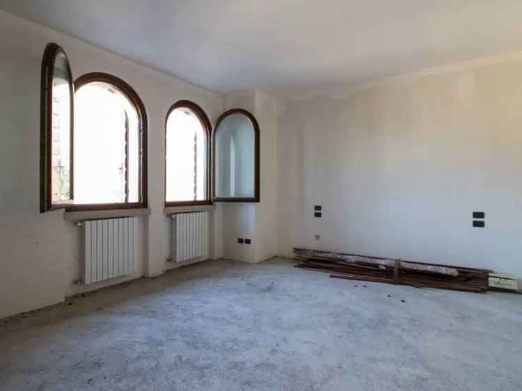 Villa Bifamiliare Lumezzane 3 Livelli Giardino 11000mq