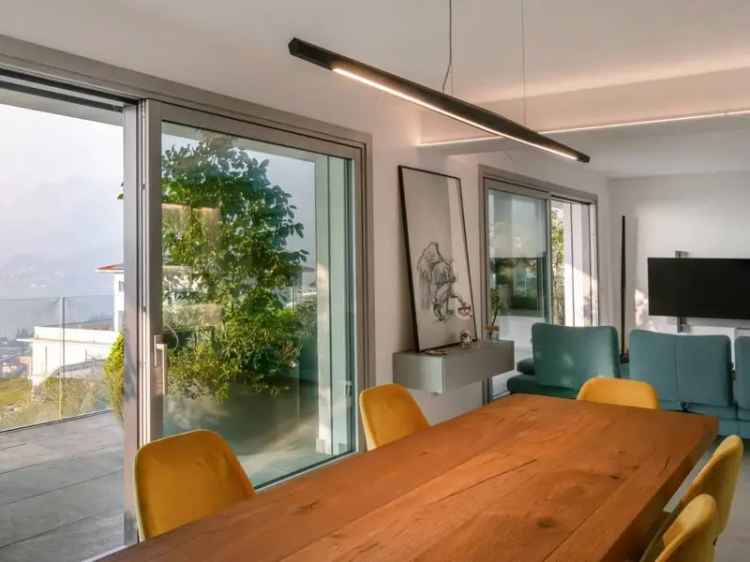 Lussuoso Appartamento Vista Lago Sale Marasino