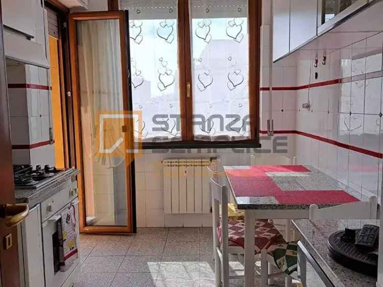 Stanza Singola Genova San Martino - Appartamento per Studenti