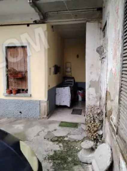 Casa Due Piani Garage Centro Storico