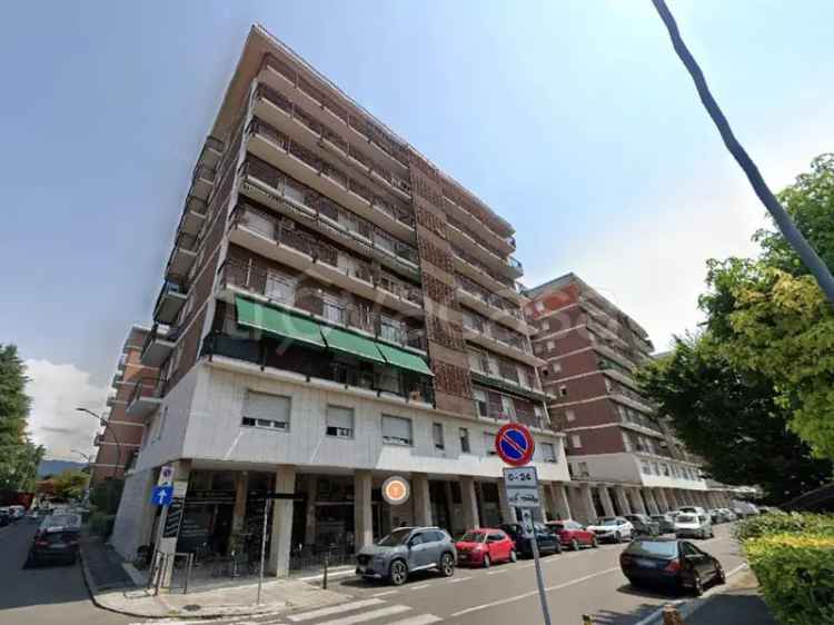 Appartamento trilocale in asta Brescia