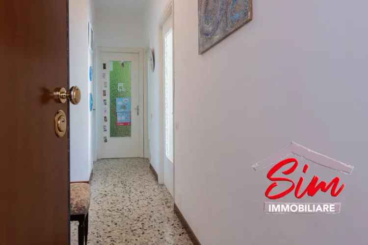Trilocale Novara Veveri -  Ristrutturato con Box e Cantina