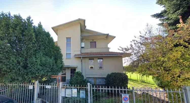 Trilocale in Asta Brugherio 115 mq 2 Box Auto
