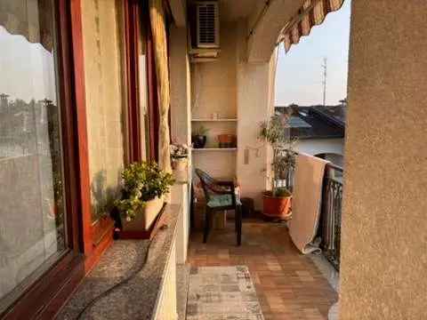 Quadrilocale 200 mq Guanzate Giardino 350 mq