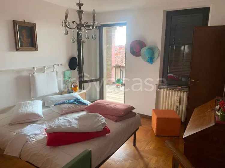 Caionvico: Villa con Terreno 3400 mq