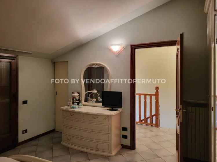 Appartamento in vendita a Pontoglio via giacomo leopardi