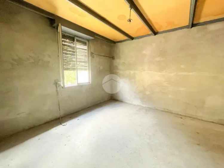 Rustico in Vendita Darfo Boario Terme Via Umberto I