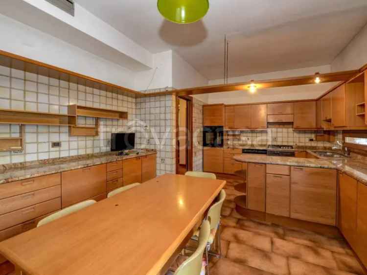 Villa in vendita a Brescia Caionvico