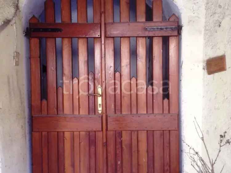 Casa Indipendente a Sabbio Chiese Centro Storico