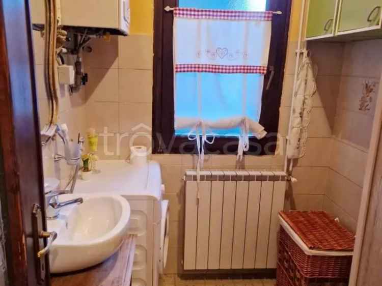 Casa Indipendente a Saviore dell Adamello Centro Storico