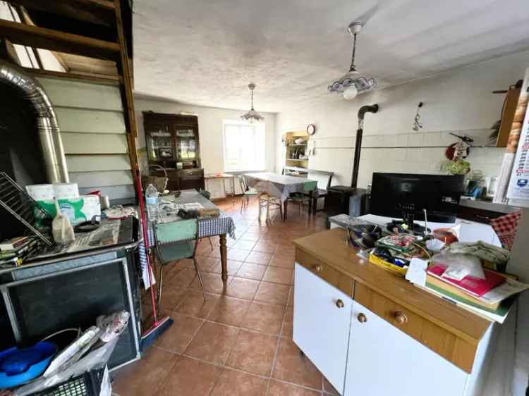 Casa indipendente 133 mq Montanesi